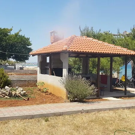 Dubravko Apartament *